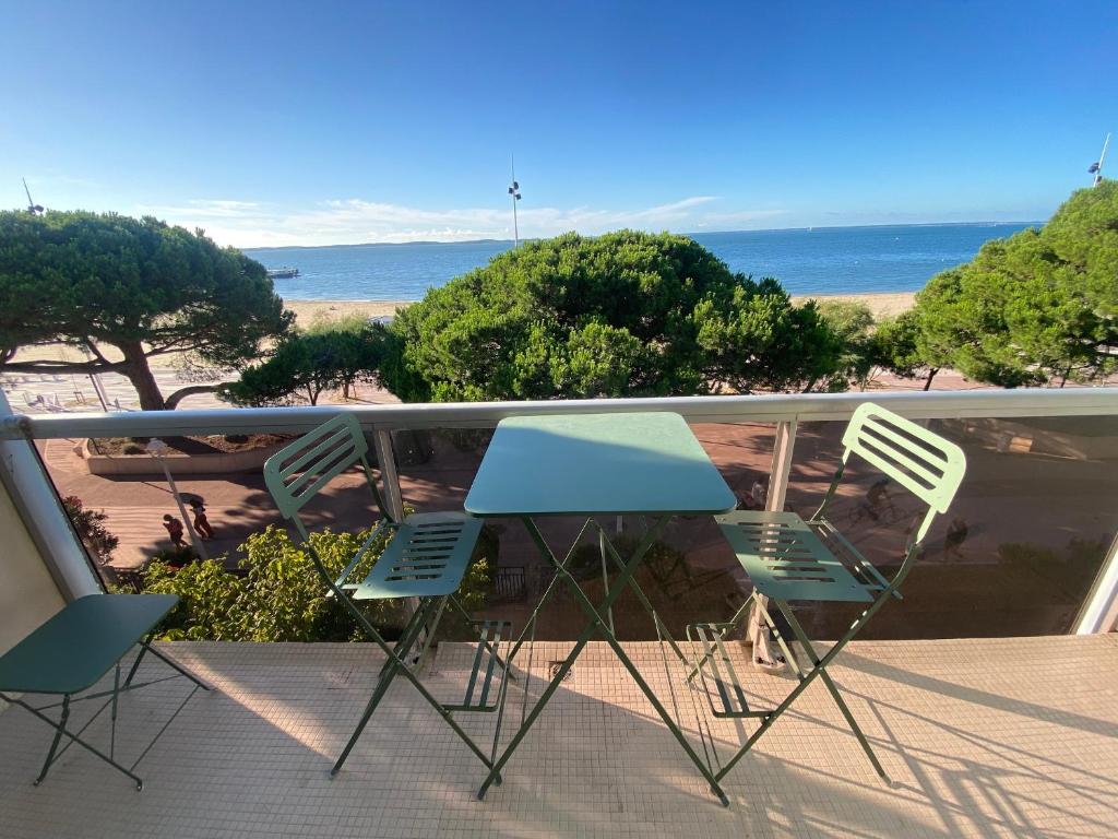 Appartement T3 centre Arcachon avec vue mer, WIFI, parking sécurisé
