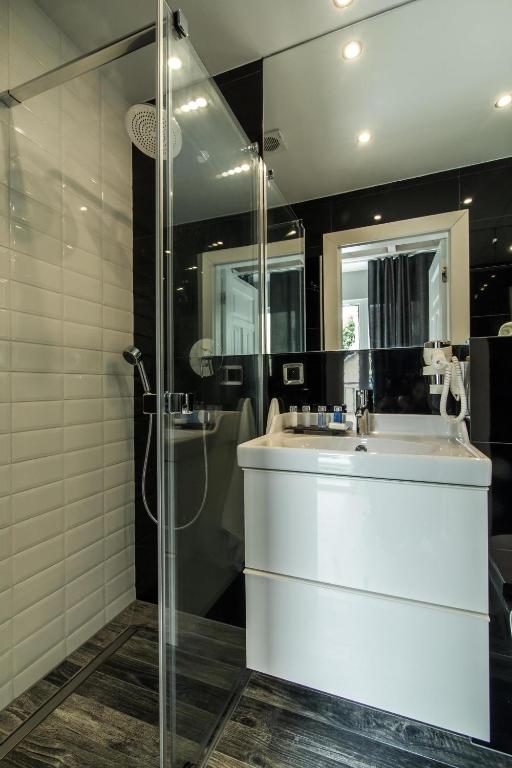 Willa Błękit Hotel by Dorota Szelągowska - 11