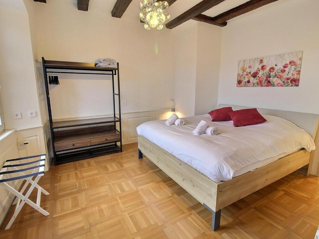 Colmar : Appartement 6 pers, charme et modernité, centre-ville, parking inclus – Foto 30