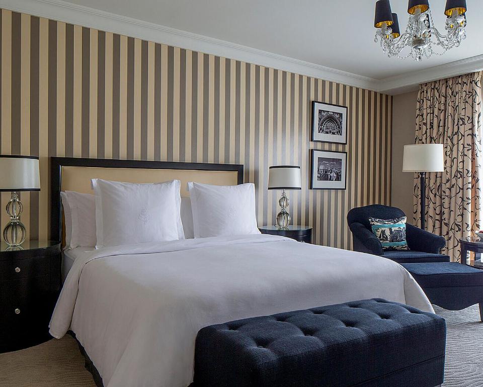 Four Seasons Hotel Prague - 2