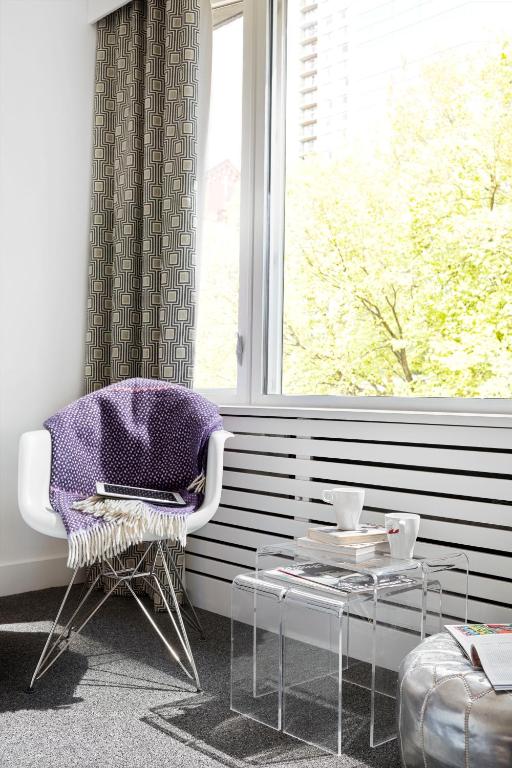 The Burrard - Resim 15