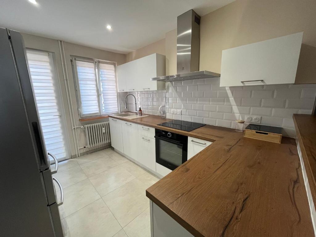 Bright F4 apartment close to everything – photo 8