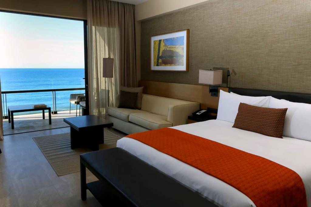 JW Marriott Los Cabos Beach Resort & Spa
