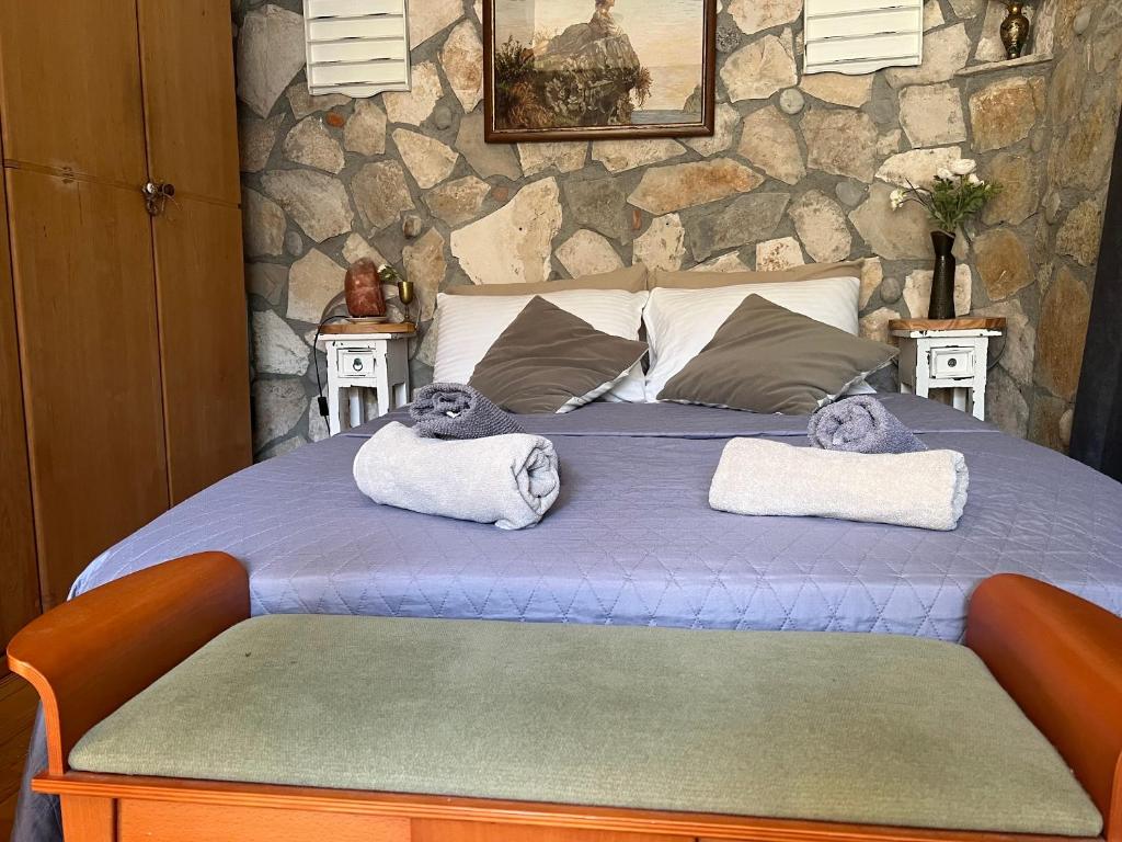 Mahakala Center - Double Room With Shared Bathroom