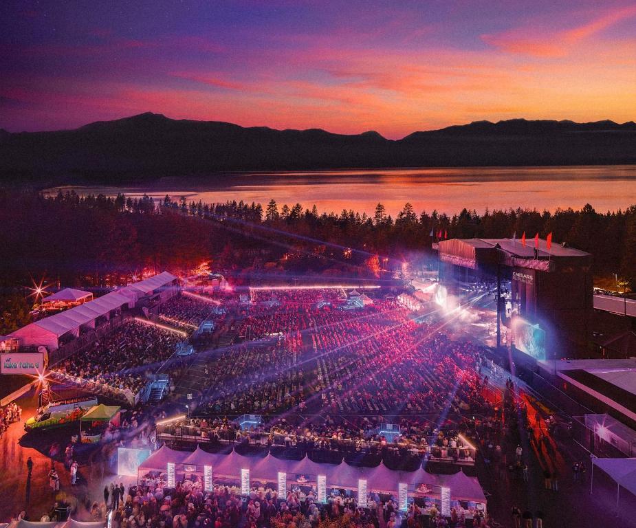 Caesars Republic Lake Tahoe, A Caesars Destination photo