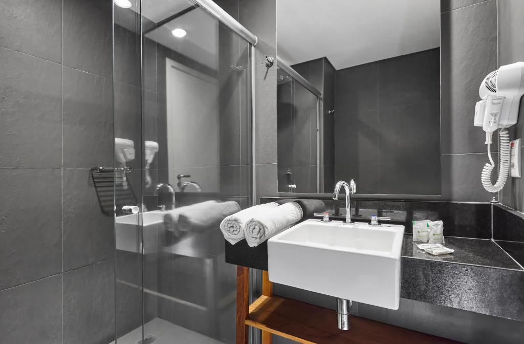 Nacional Inn Palmas - Habitación Cuádruple Estándar