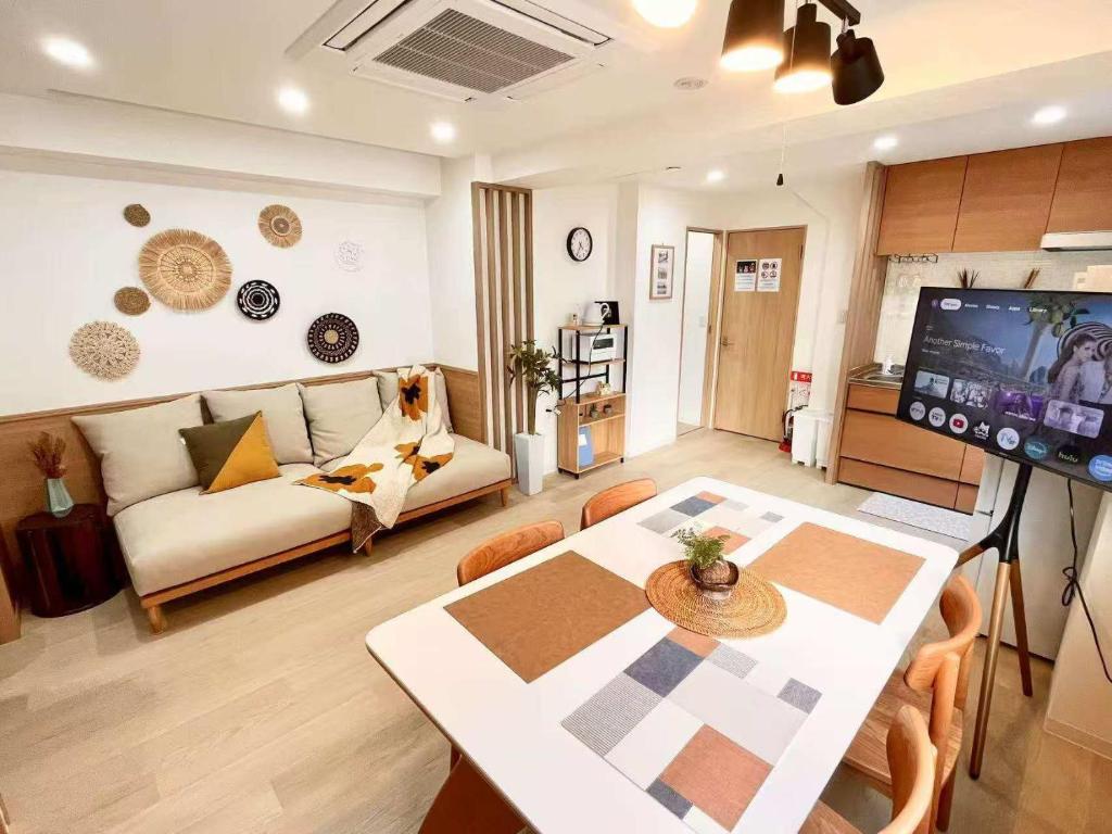 Designer 2BR with Japanese & Western Style Near Shinjuku Subway 5-Min up to 6 people