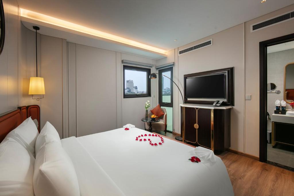 Phòng Deluxe Giường Đôi Nhìn Ra Thành Phố