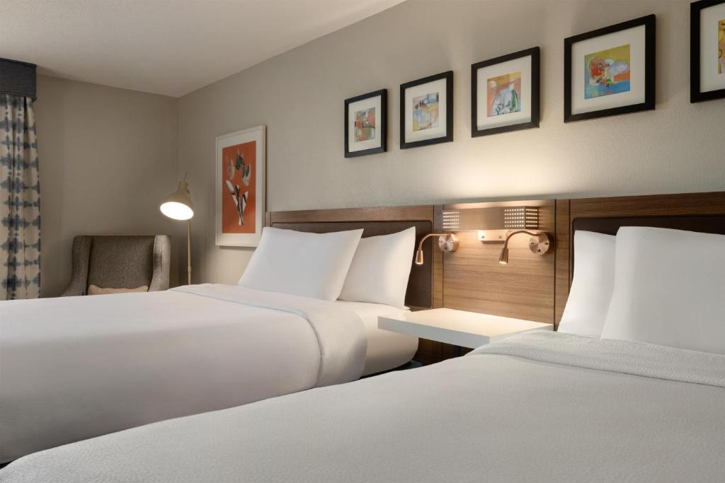 Hilton Garden Inn Fort Myers Airport/FGCU photo