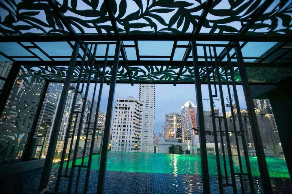 Nespecifikovaný výhled na destinaci Bangkok nebo výhled na město při pohledu z hotelu