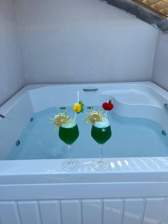 Q Ella Beach Hotel - 13