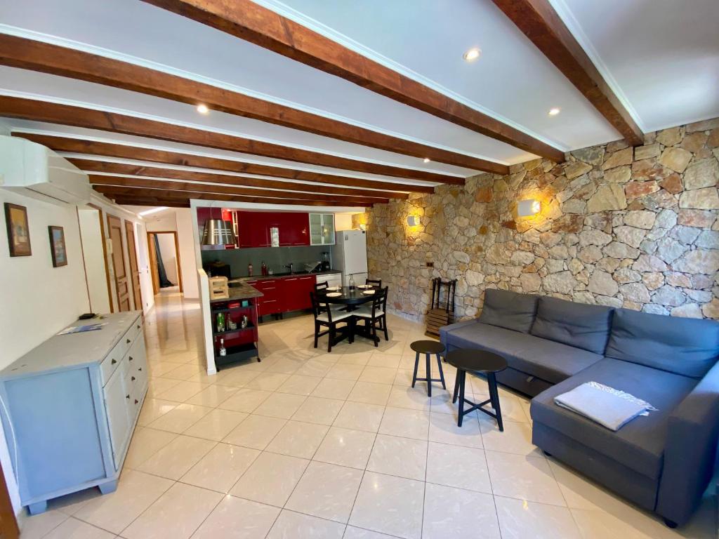 T4 Nice Centre - Close to shops, Wi-Fi, AC