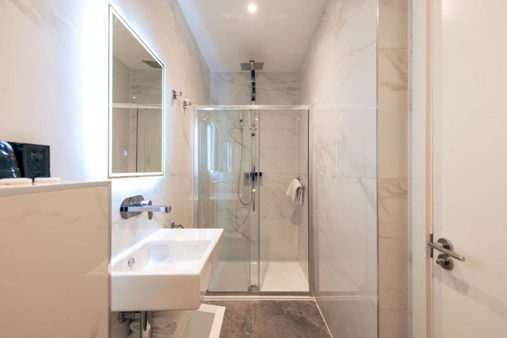 NOX Golders Green photo