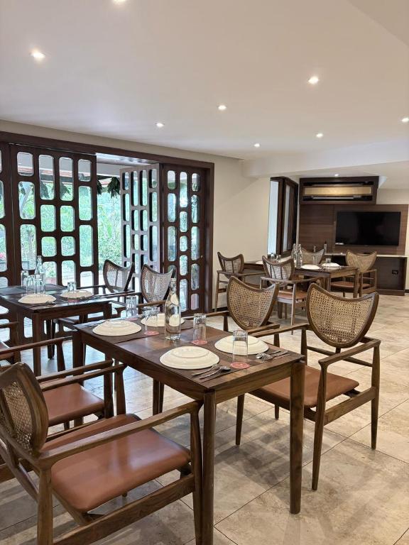 Lords Riverside Resort Muduba - A Wellness Nature Retreat, Mandagadde ...