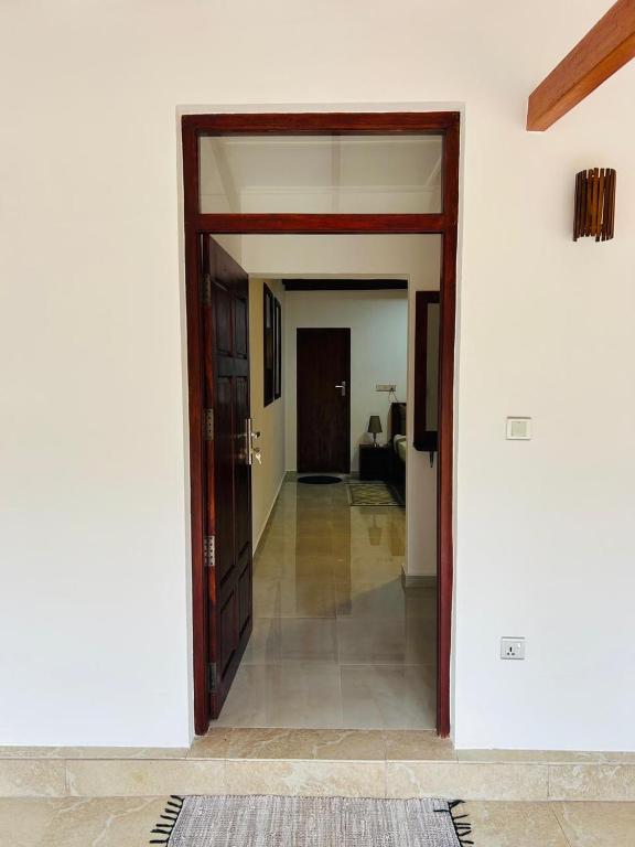 108 Palms Beach Resort - 2