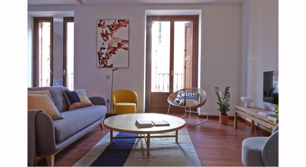 60 Balconies Design - 6