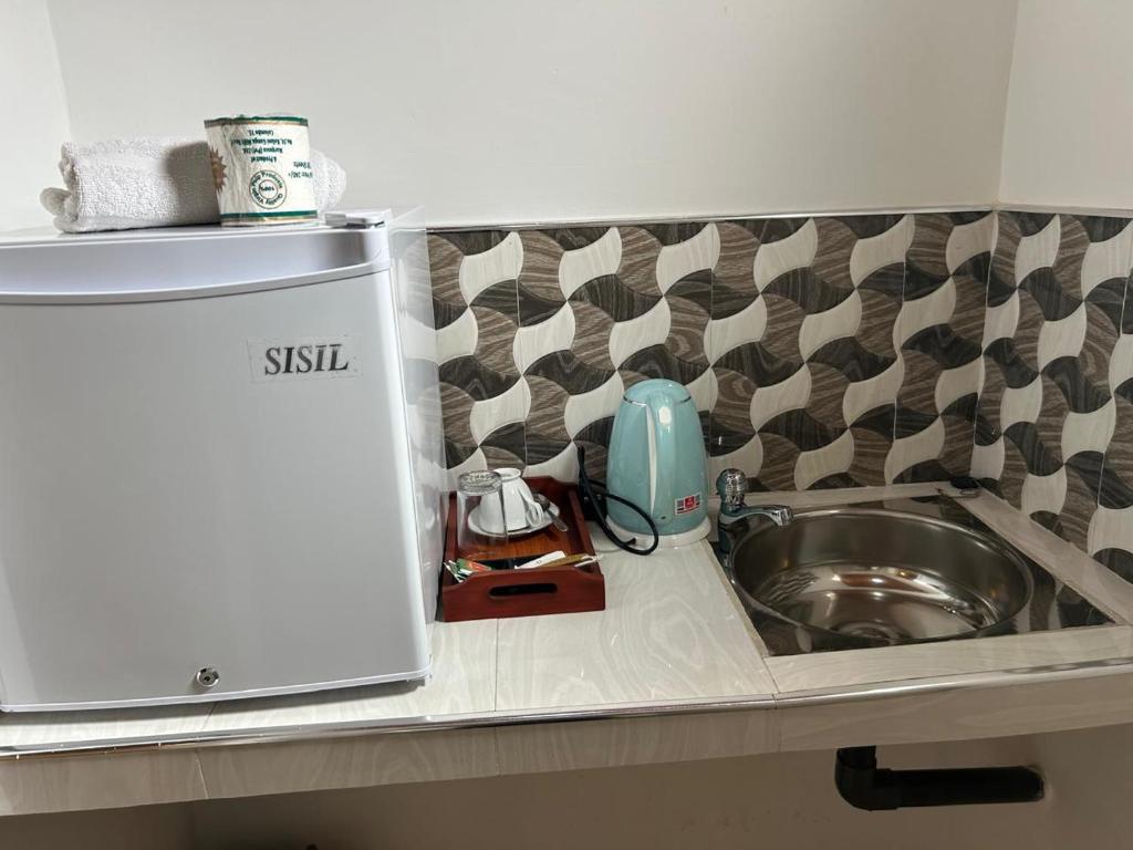 Dinu Lanka Resort - 8