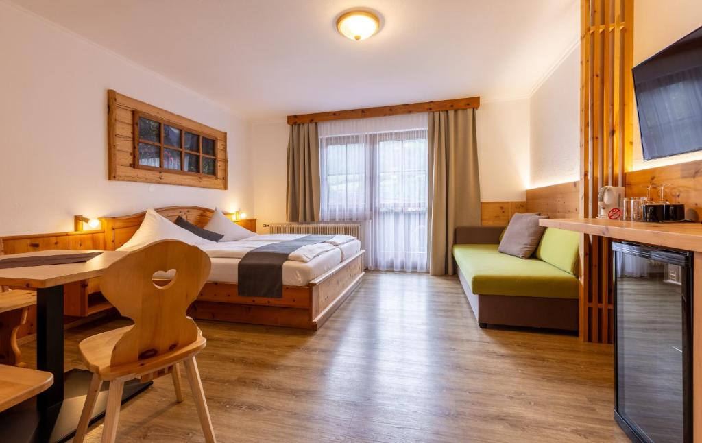 ApartHotel Holzerhof - 5