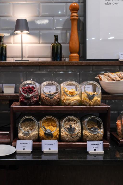 Hotel MOA Berlin - 4