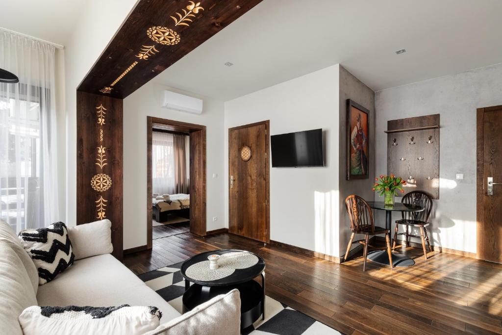 IJG Imperial Apartamenty Krupówki - 9