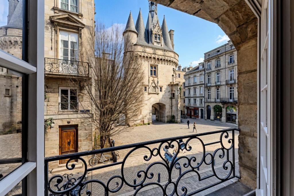 Place du Palais