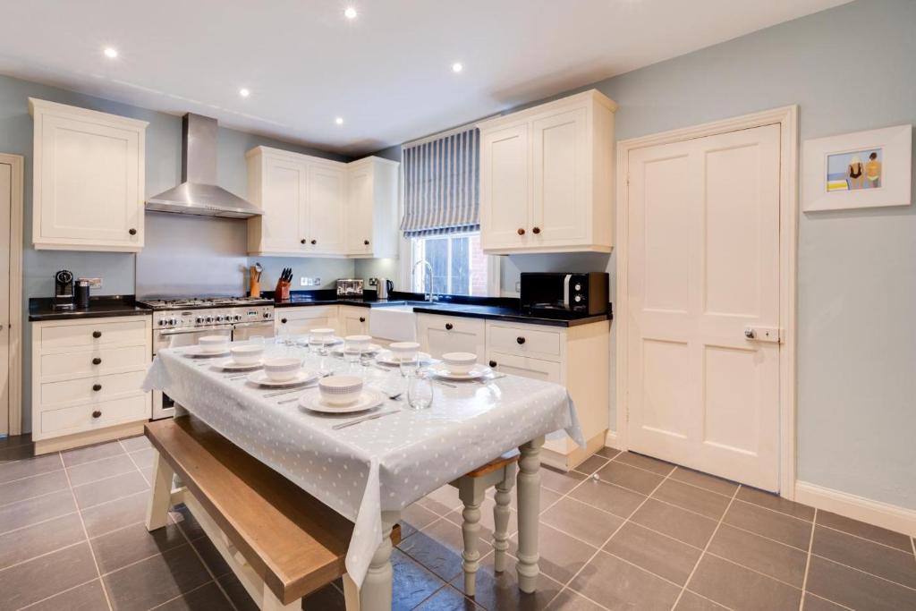 4 Bed in Southwold oc-hwye 4