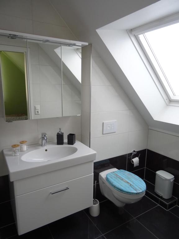 Wohlfühl Hotel & Pension am Birnengarten - Ruhige Zimmer mit Bad & WLAN - Double Room With Private Bathroom