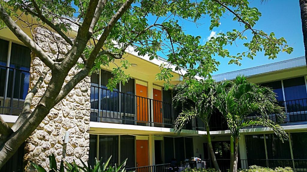 Dolphin Key Resort - Cape Coral photo