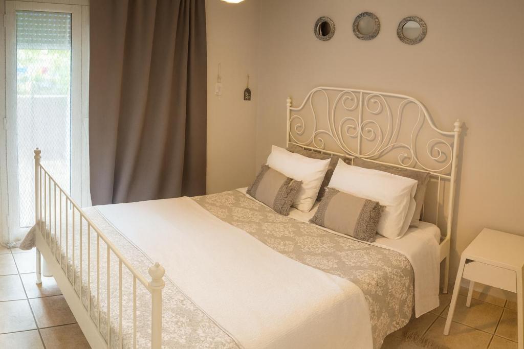 Georgias house 7 min from Athens airport - 4