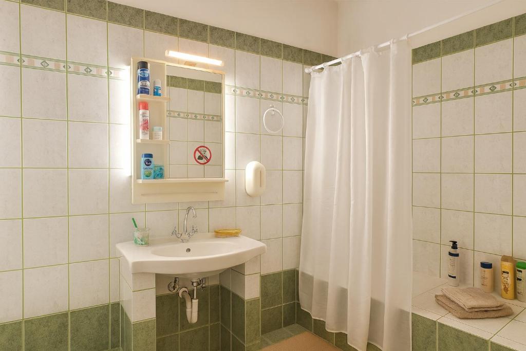 Georgias house 7 min from Athens airport - 5