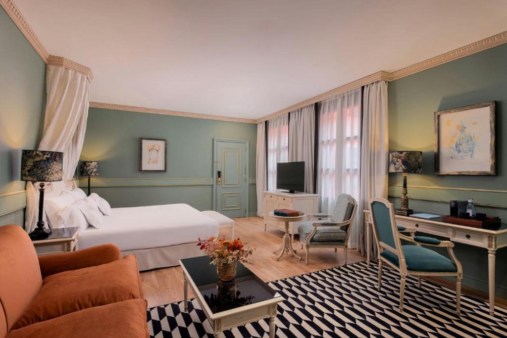 Eugenia de Montijo, Autograph Collection - 1