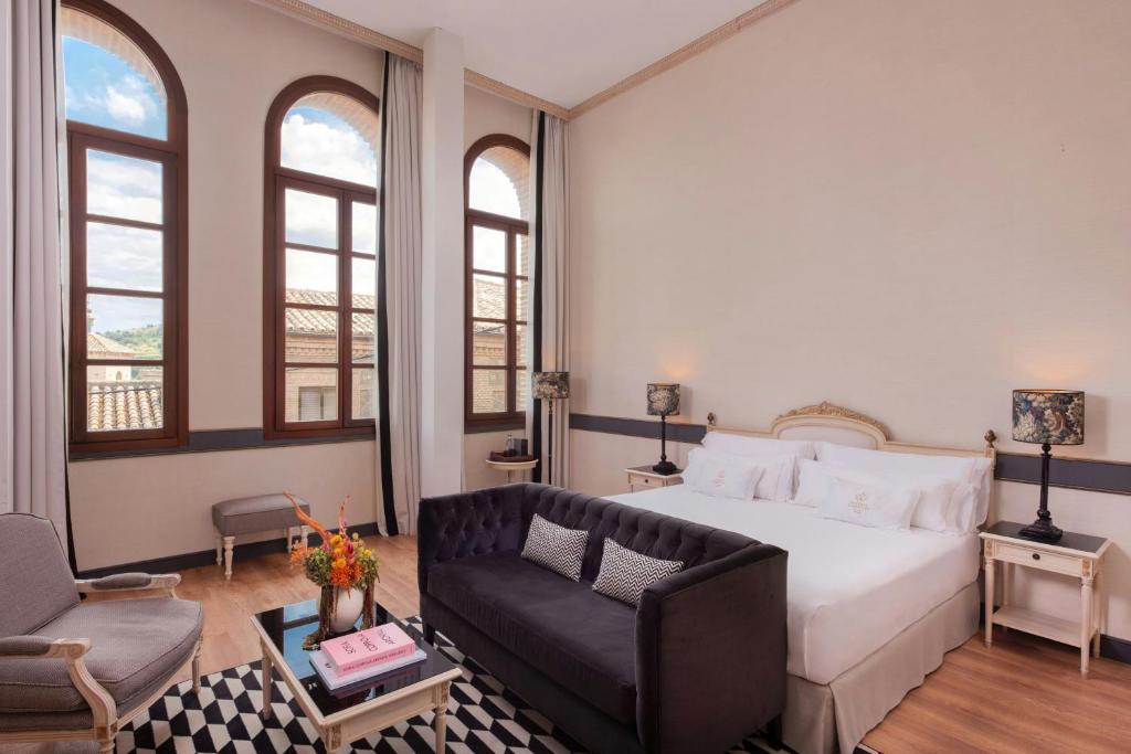 Eugenia de Montijo, Autograph Collection - 10