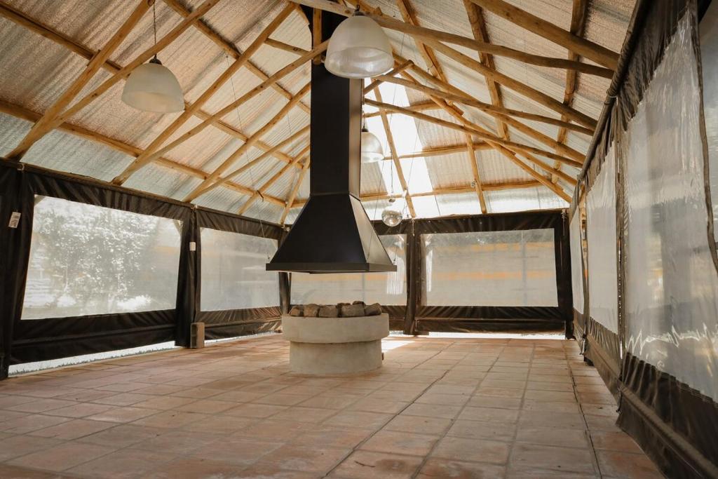 Casona Vintage con parque, pileta, quinchos, juegos & más