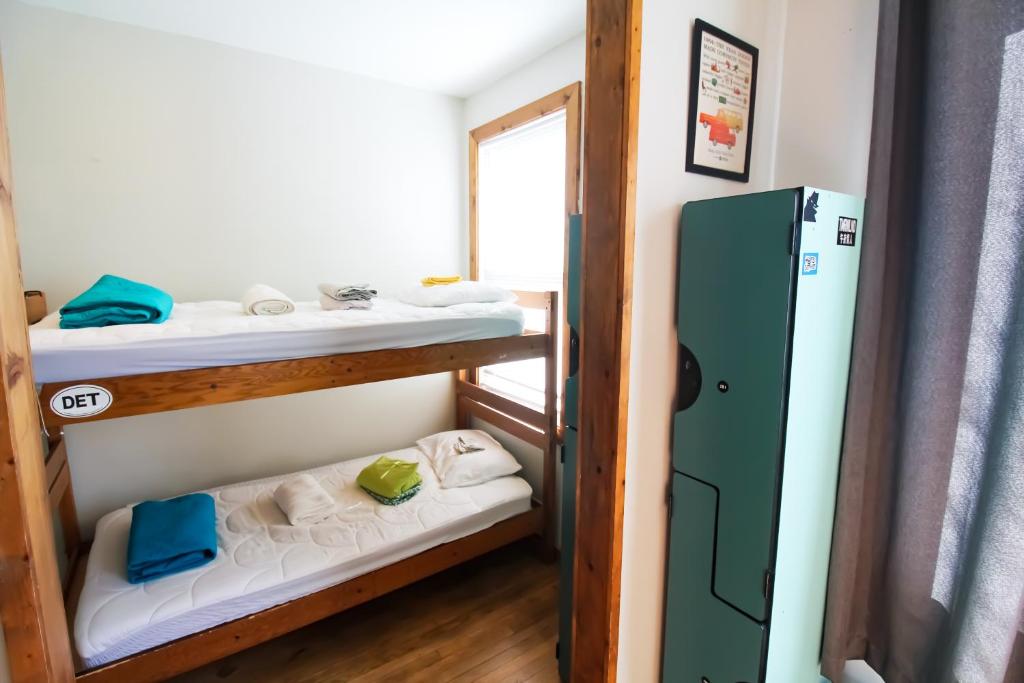 Hostel Detroit photo