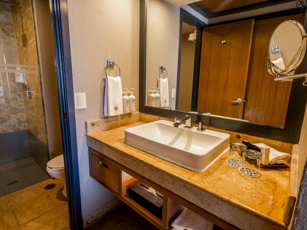 Galería Plaza Veracruz - Brisas Business Club Zimmer Mit Kingsize-Bett