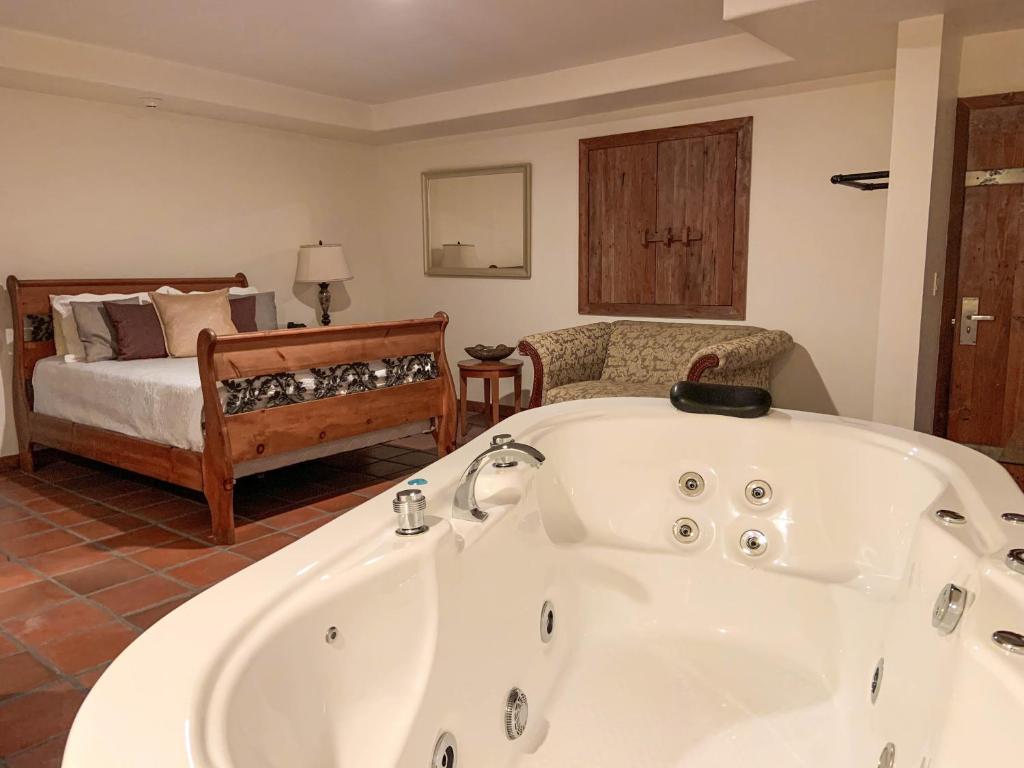 Hotel Hacienda Santana