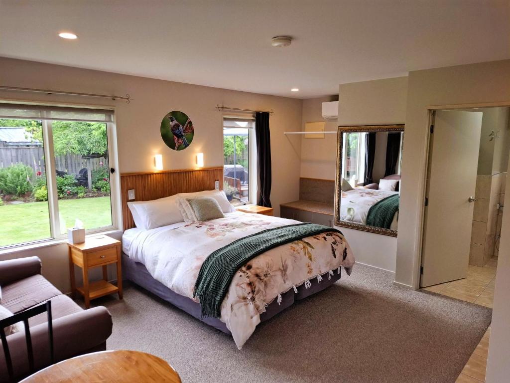Blue Ridge Studios and Bed & Breakfast