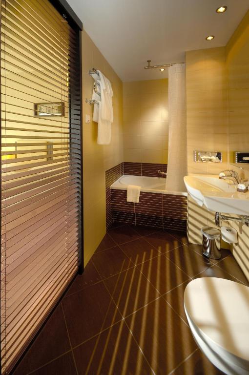 Qubus Hotel Lódz - Resim 33