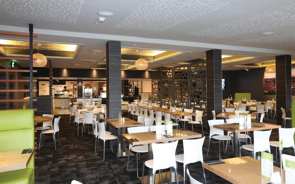 The Devon Hotel A Heritage Hotel - Resim 5