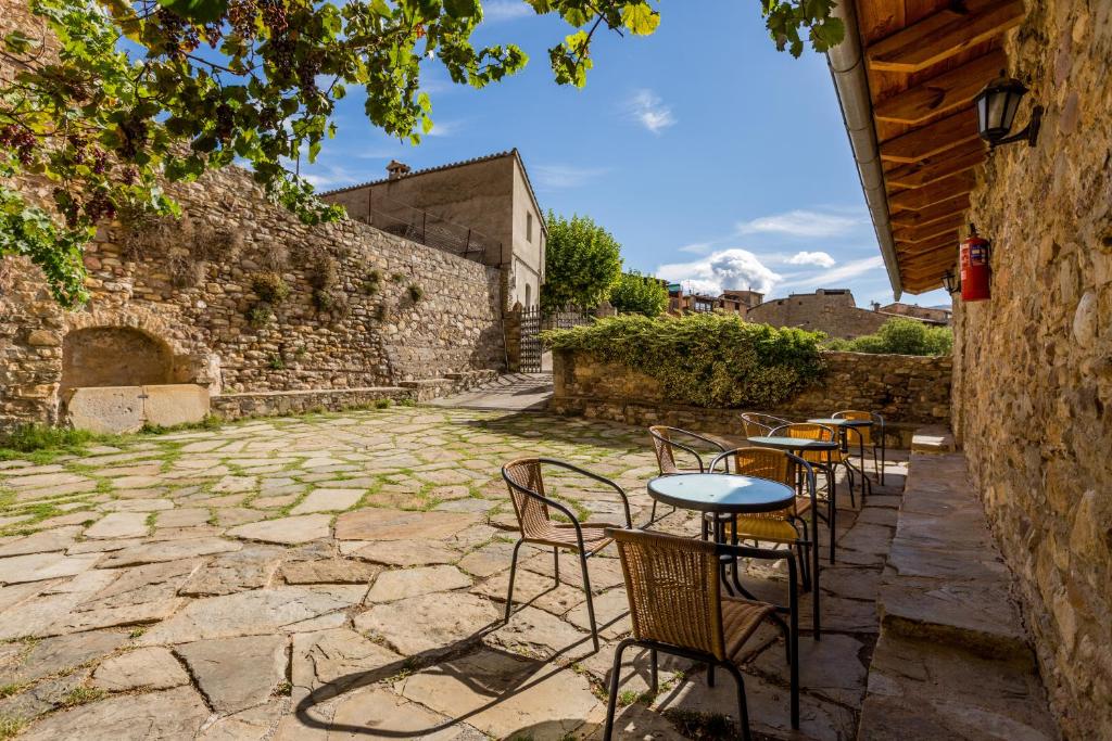 Nespecifikovaný výhled na hory nebo výhled na hory při pohledu z hostelu