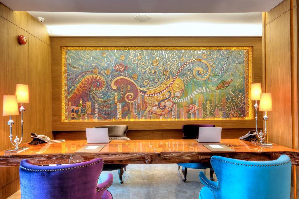 One One Bangkok - отзывы и видео