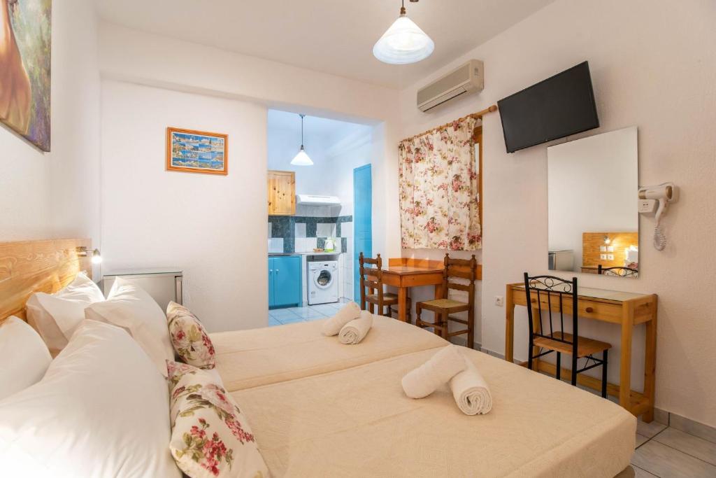 Comfort Double or Twin Room or semi-basement