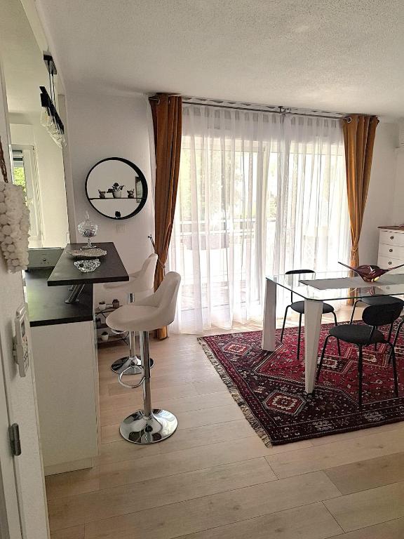 T3 spacieux avec terrasse & vue parc, Calme absolu