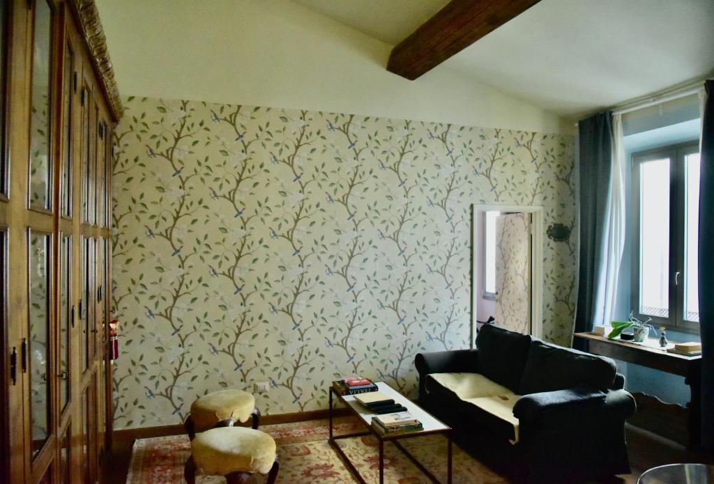Lovely Apartment on the Arno river in Oltrarno