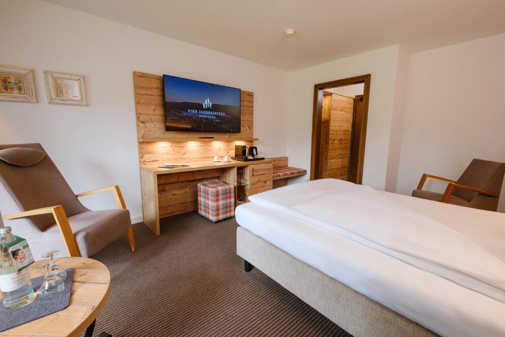 Hotel Vier Jahreszeiten am Schluchsee - 2