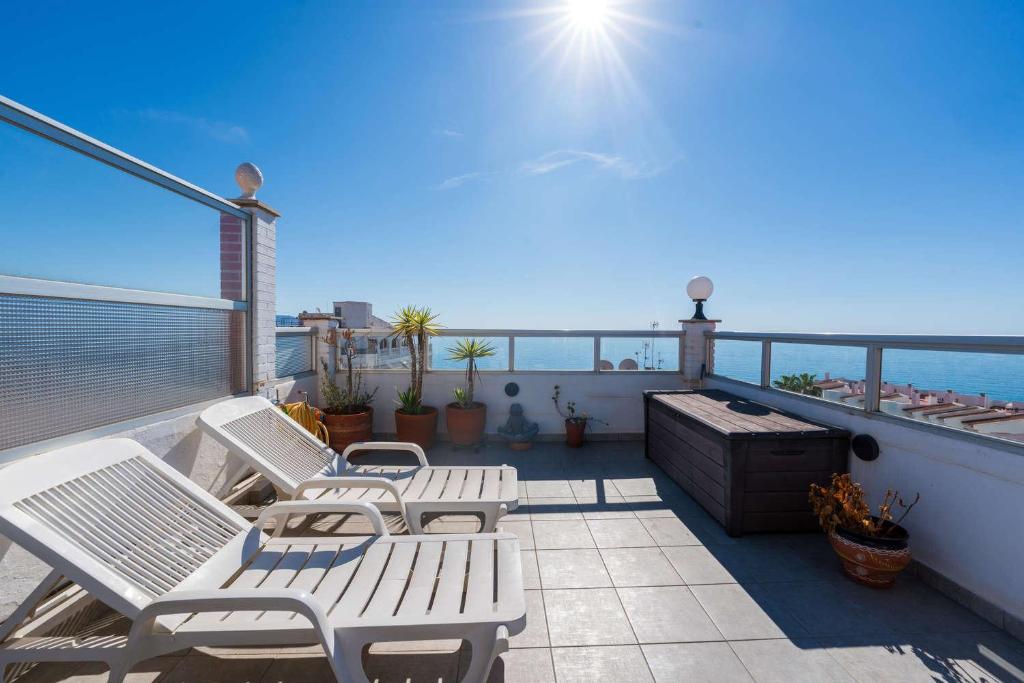 Penthouse Seaview Centro Casasol