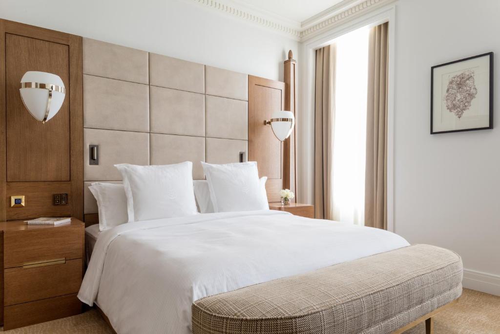 Four Seasons Hotel London at Tower Bridge - Resim 8