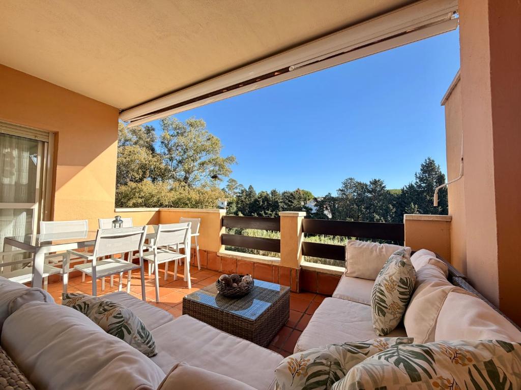 Las Dunas de Cabopino Penthouse Carib Playa - EaW Homes