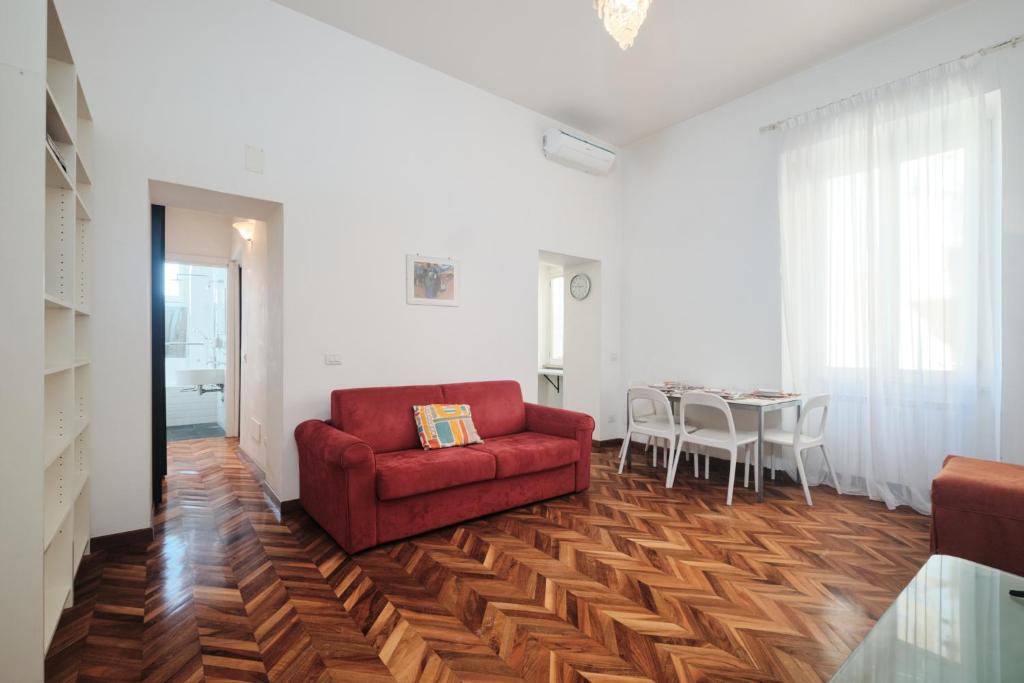 5 minutes from the Colosseo - Free Wi-Fi & Netflix