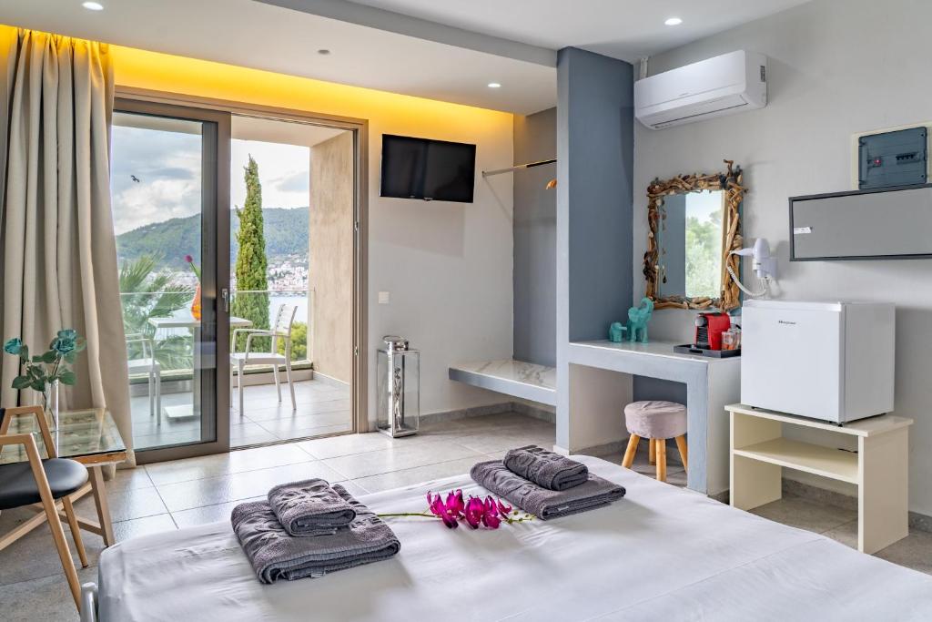 Core Luxury Suites - 15